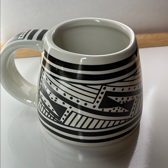 The Treasure Chest Las Cruces New Mexico Southwest mug 1998 No.3 Geometric Mug - Picture 1 of 12